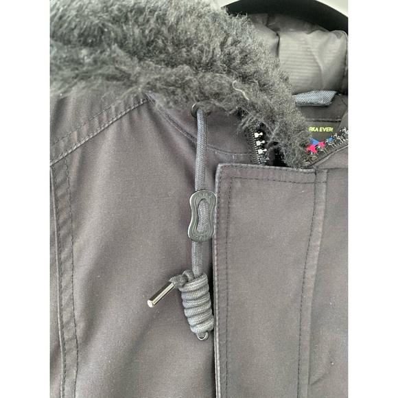 Aritzia TNA Bancroft parka - Picture 7 of 7